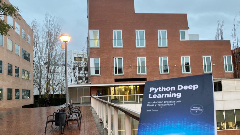 Llibre Python Deep Learning FIB